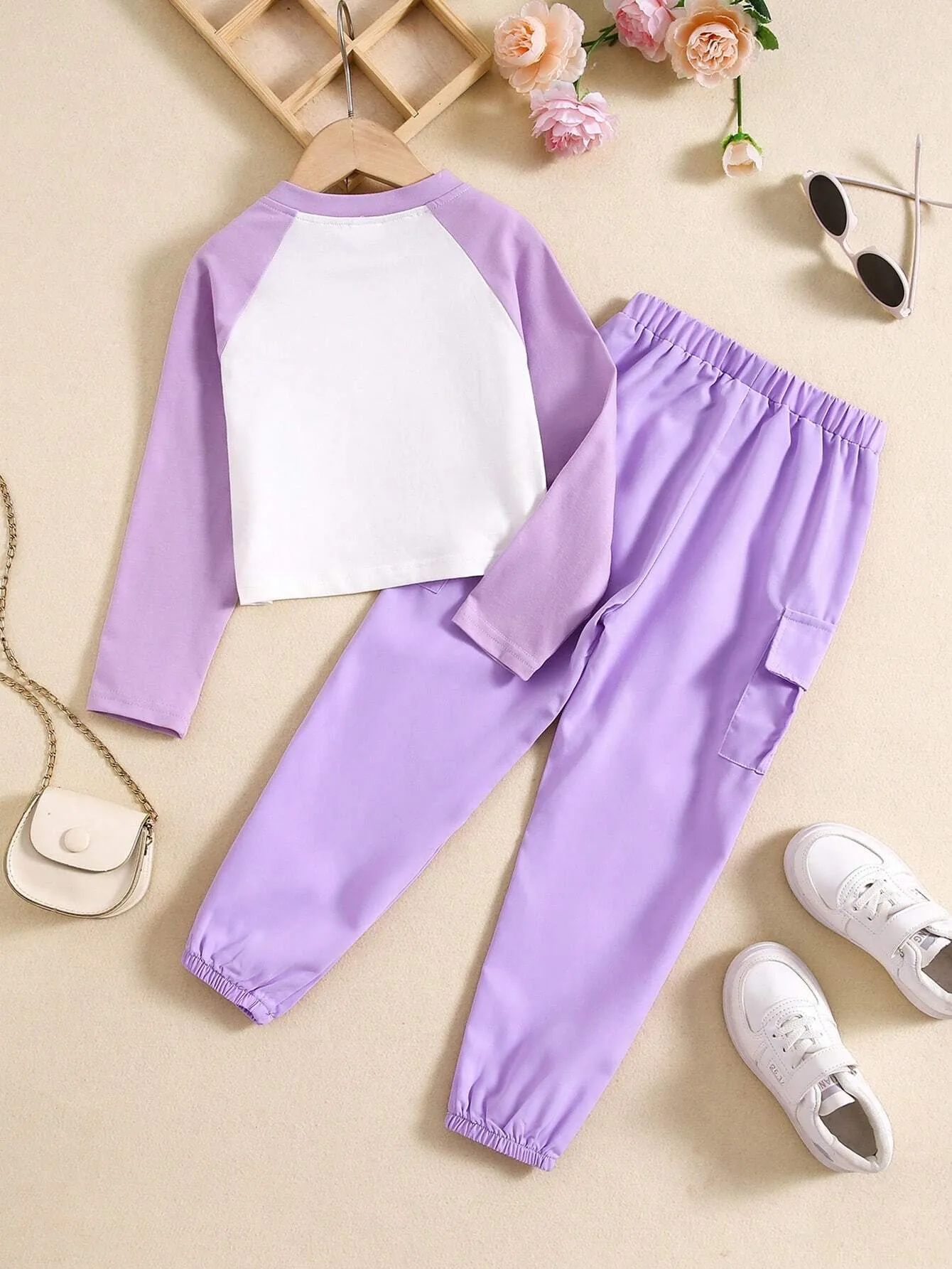 2pcs Girls Spring Autumn Fashion Print Soft Cotton Blend Contrast Color T-Shirt And Simple Cargo Pants Set