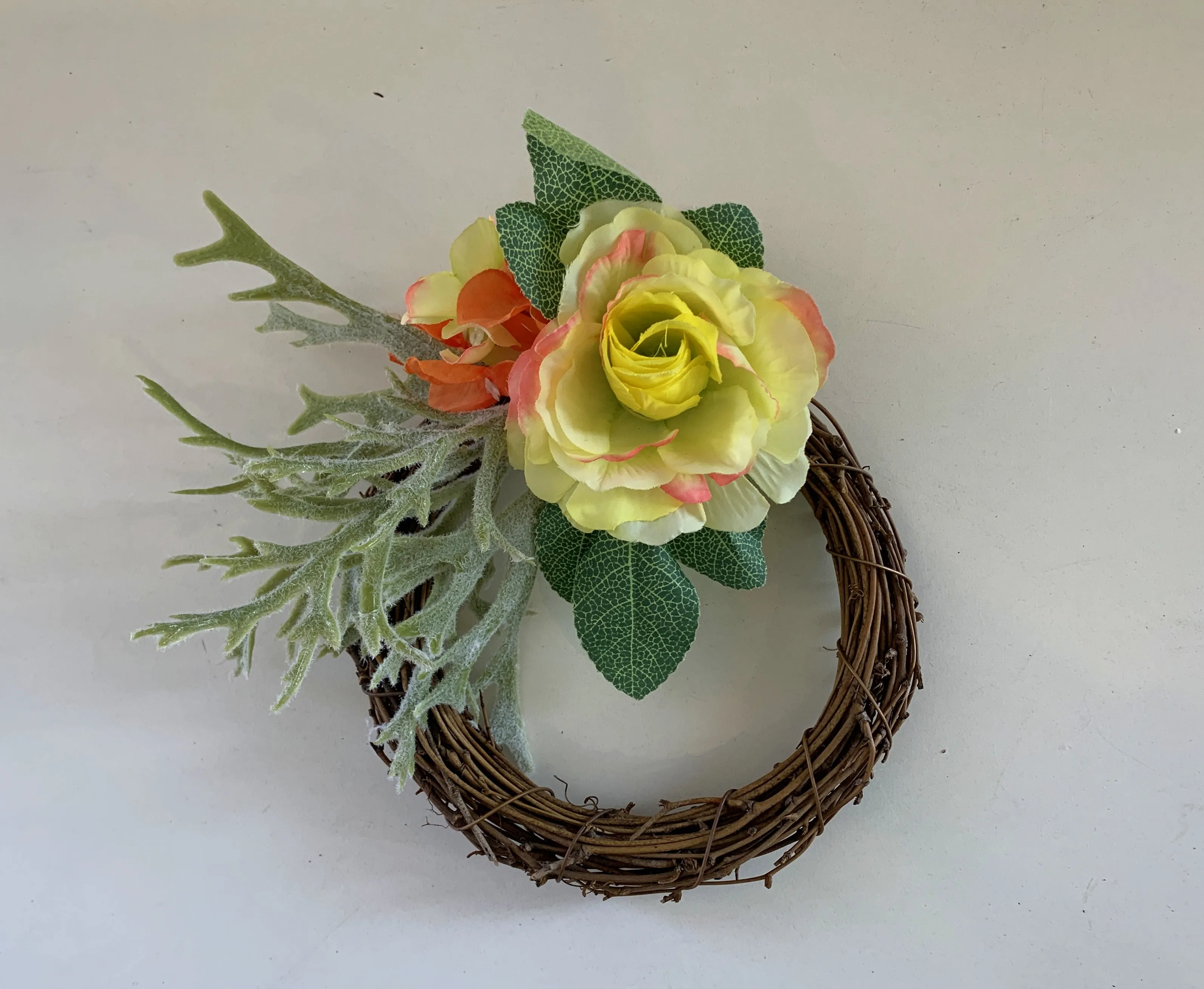 ACC0097 / 98 / 99 Wicker Wreath & Ring  (Floral / Plain / Olive)