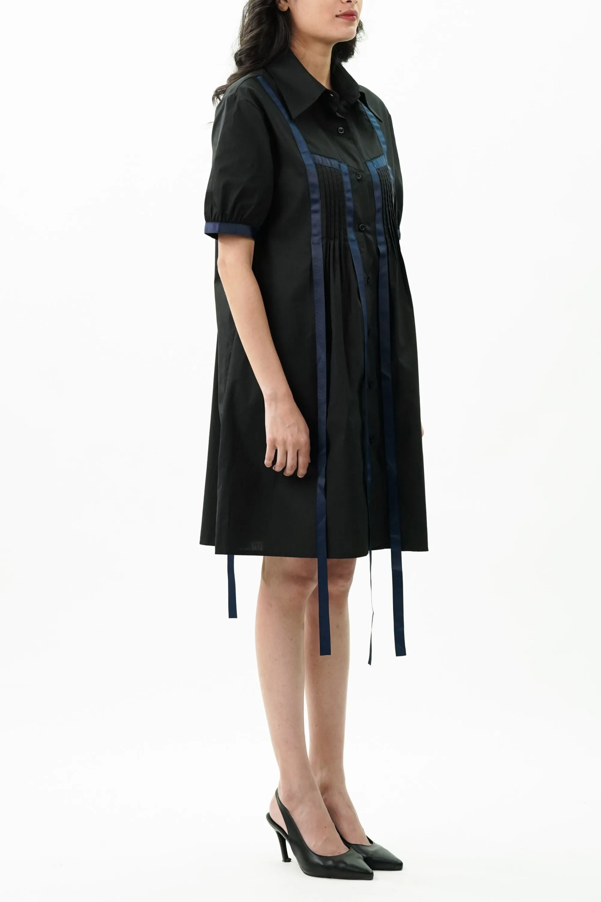 Black Pleated Ribbon Dress