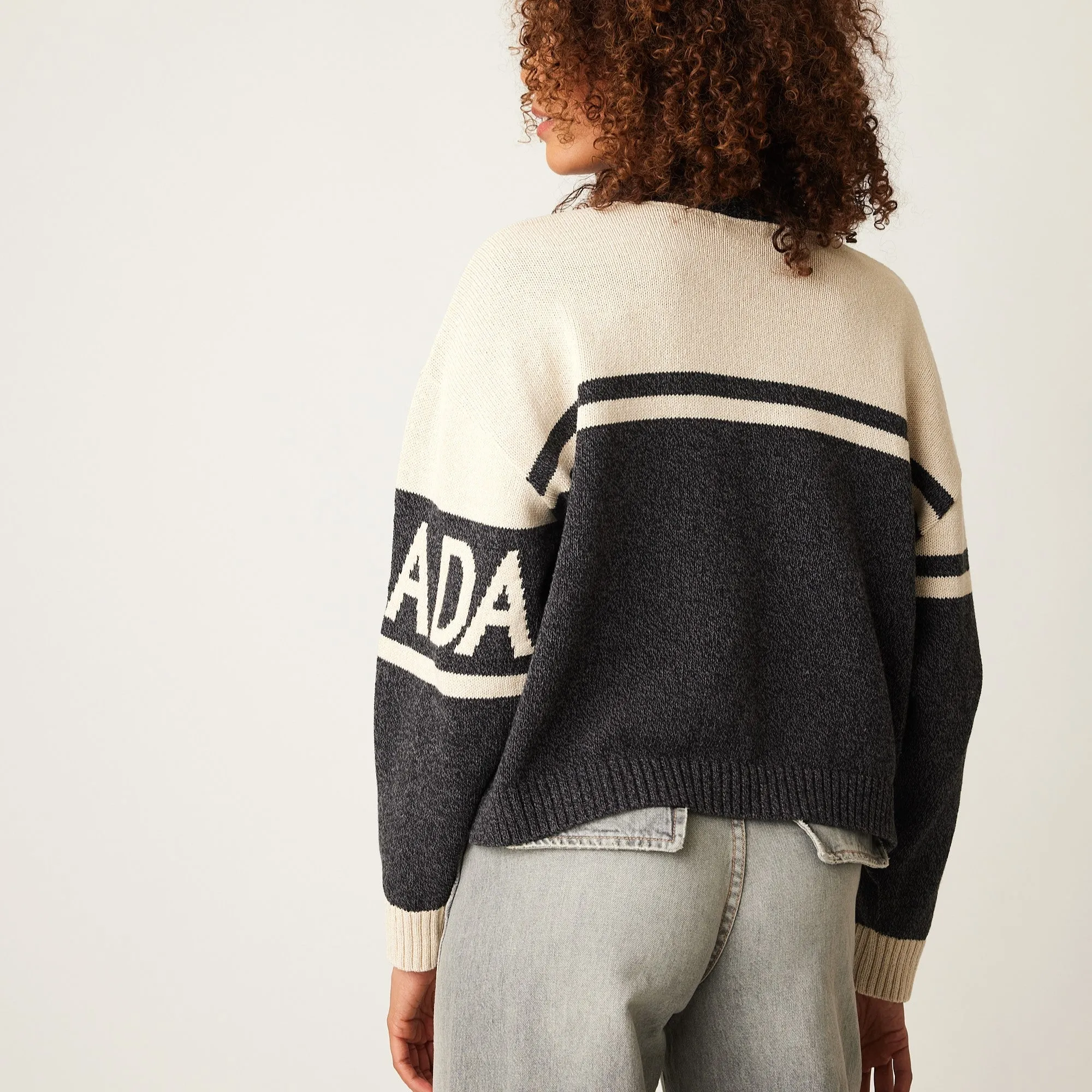 Canada Oversize Shorty Knit Sweatshirt - 2 Colours Available