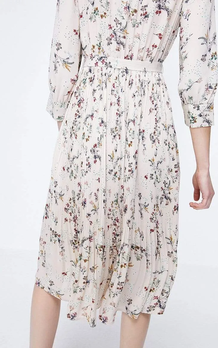 Floral Pleated A-lined Cinched Waist Chiffon Dress