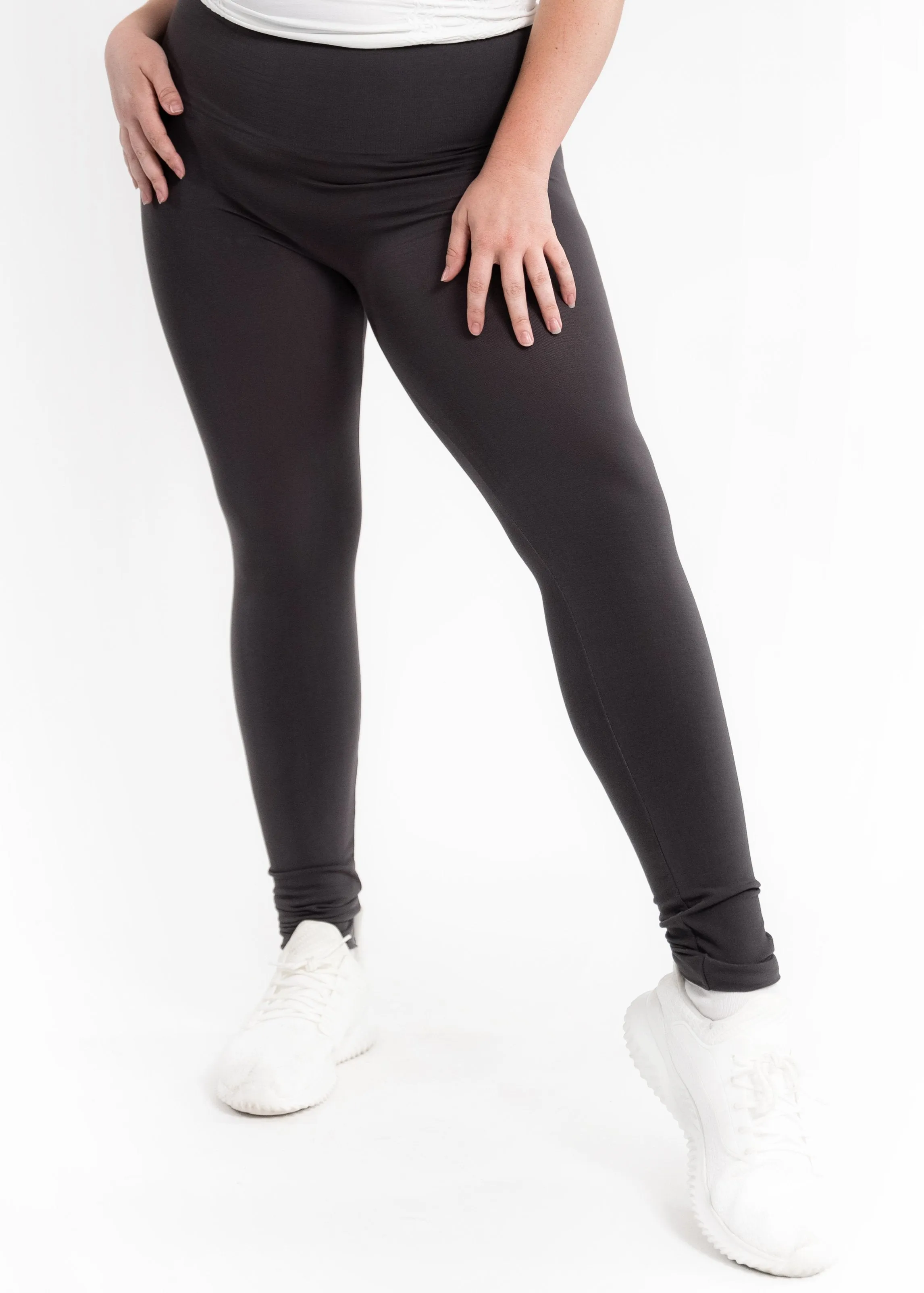 High Waisted Leggings - Curvy Fit