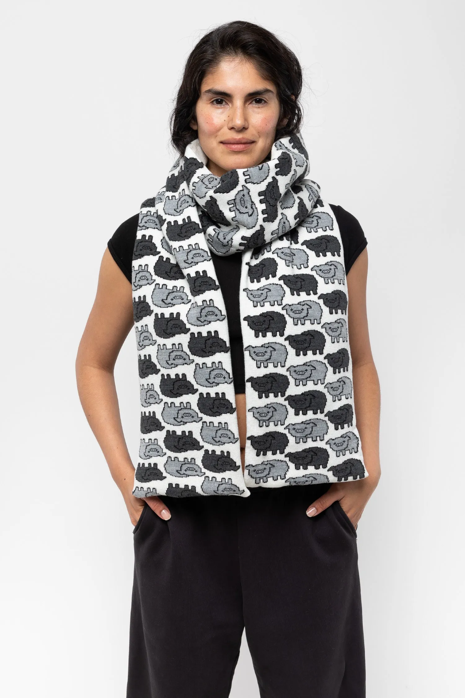 JQSCARF38 - Pig Scarf