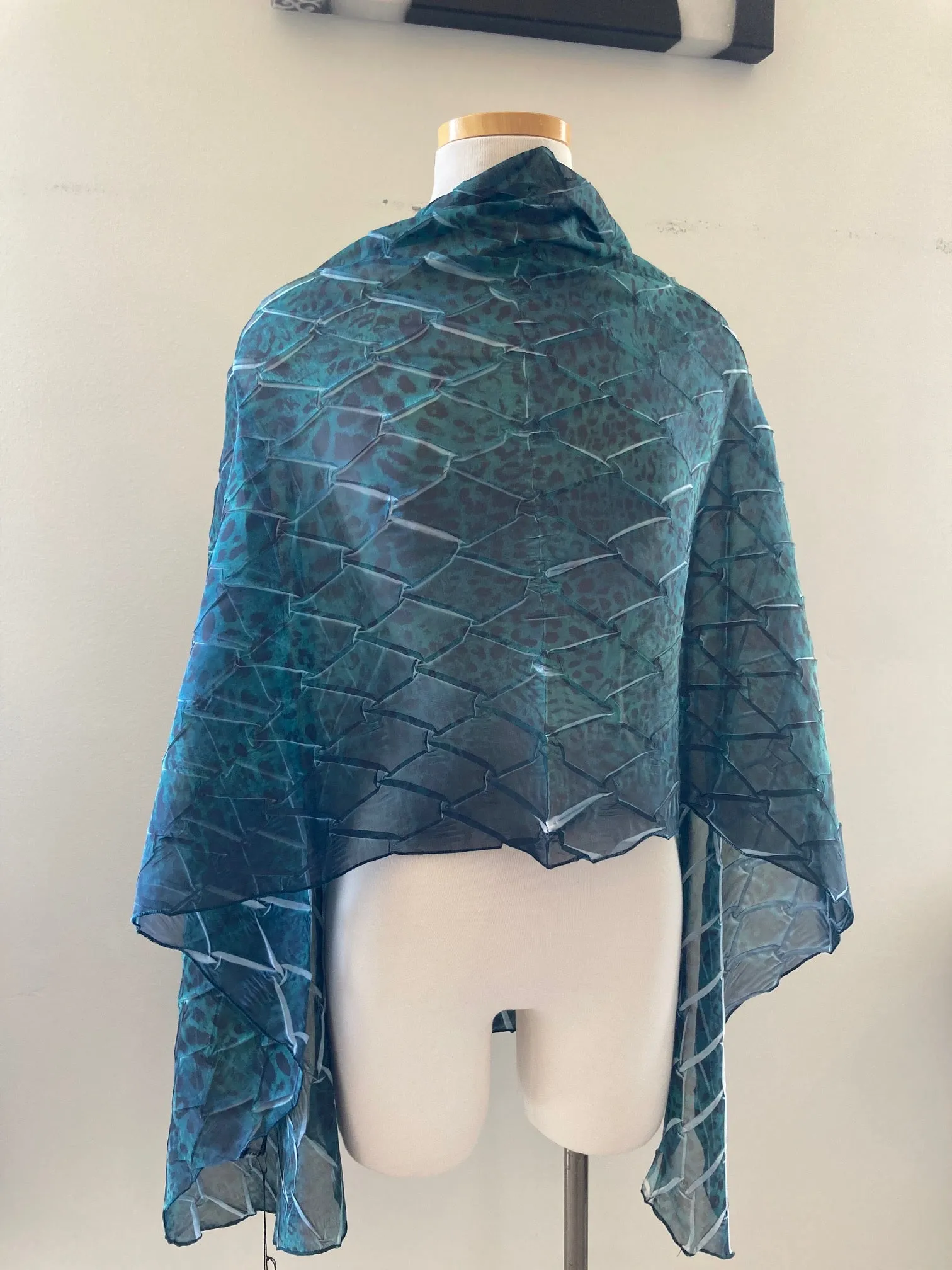 Komarov New Diamond Shawl