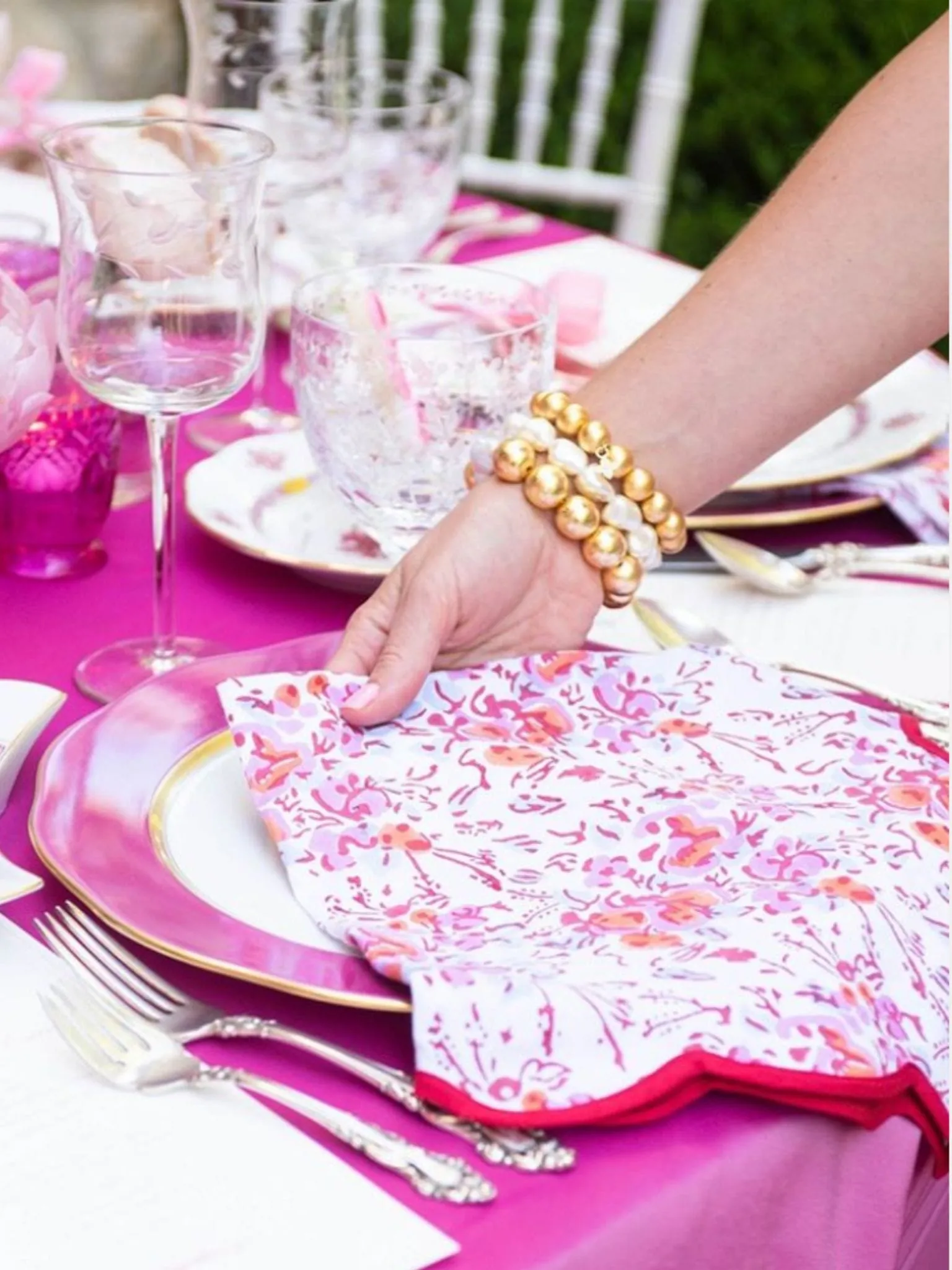 Pink Floral Scalloped Napkins (set of 4)