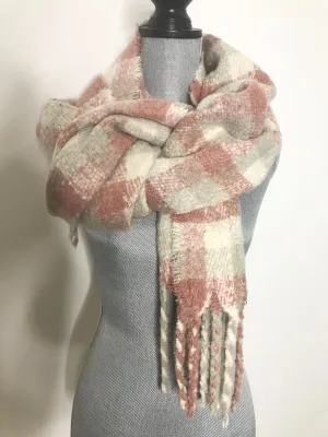 Plaid Chunky Scarf