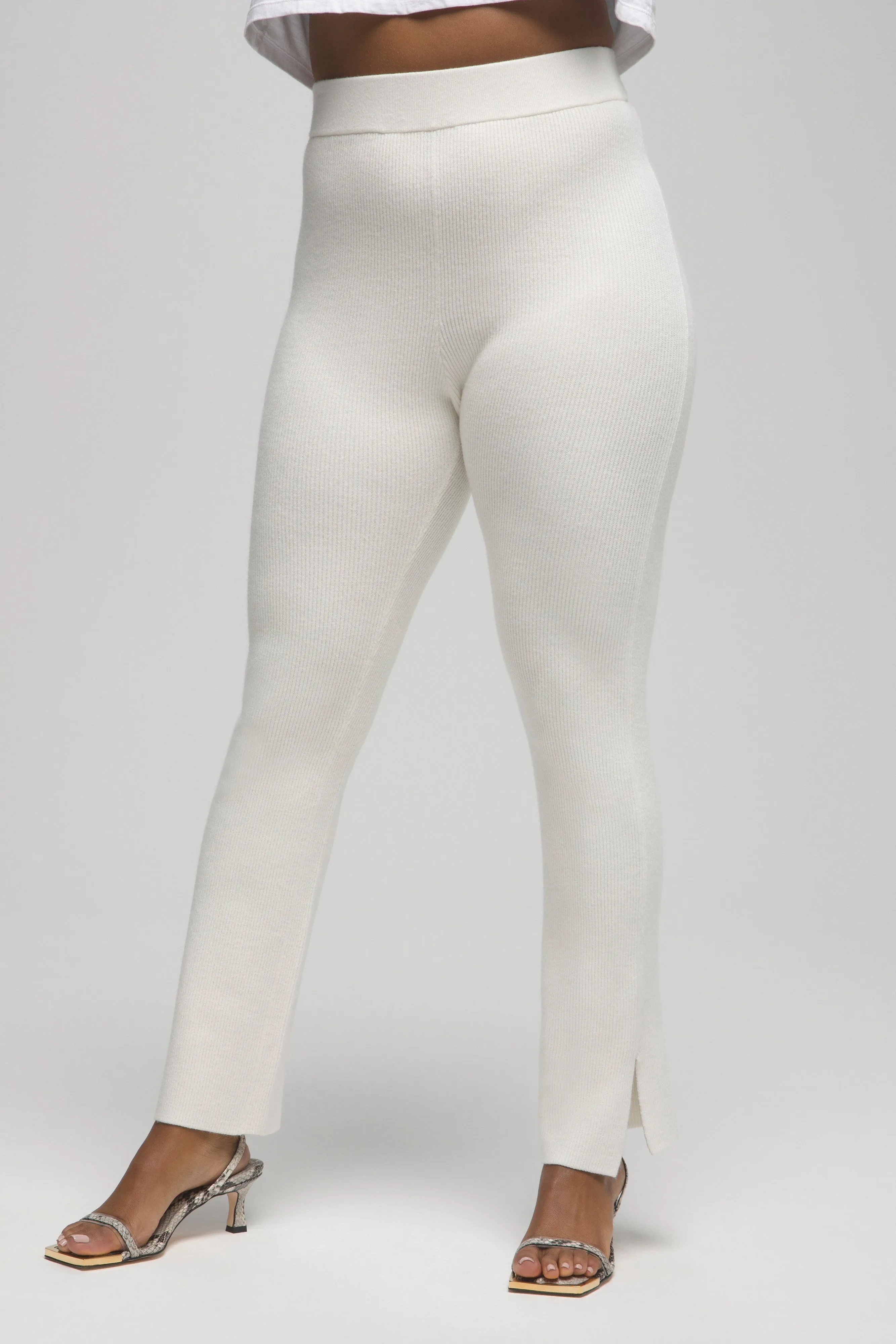 SLEEK AND SCULPTING PANT | IVORY001