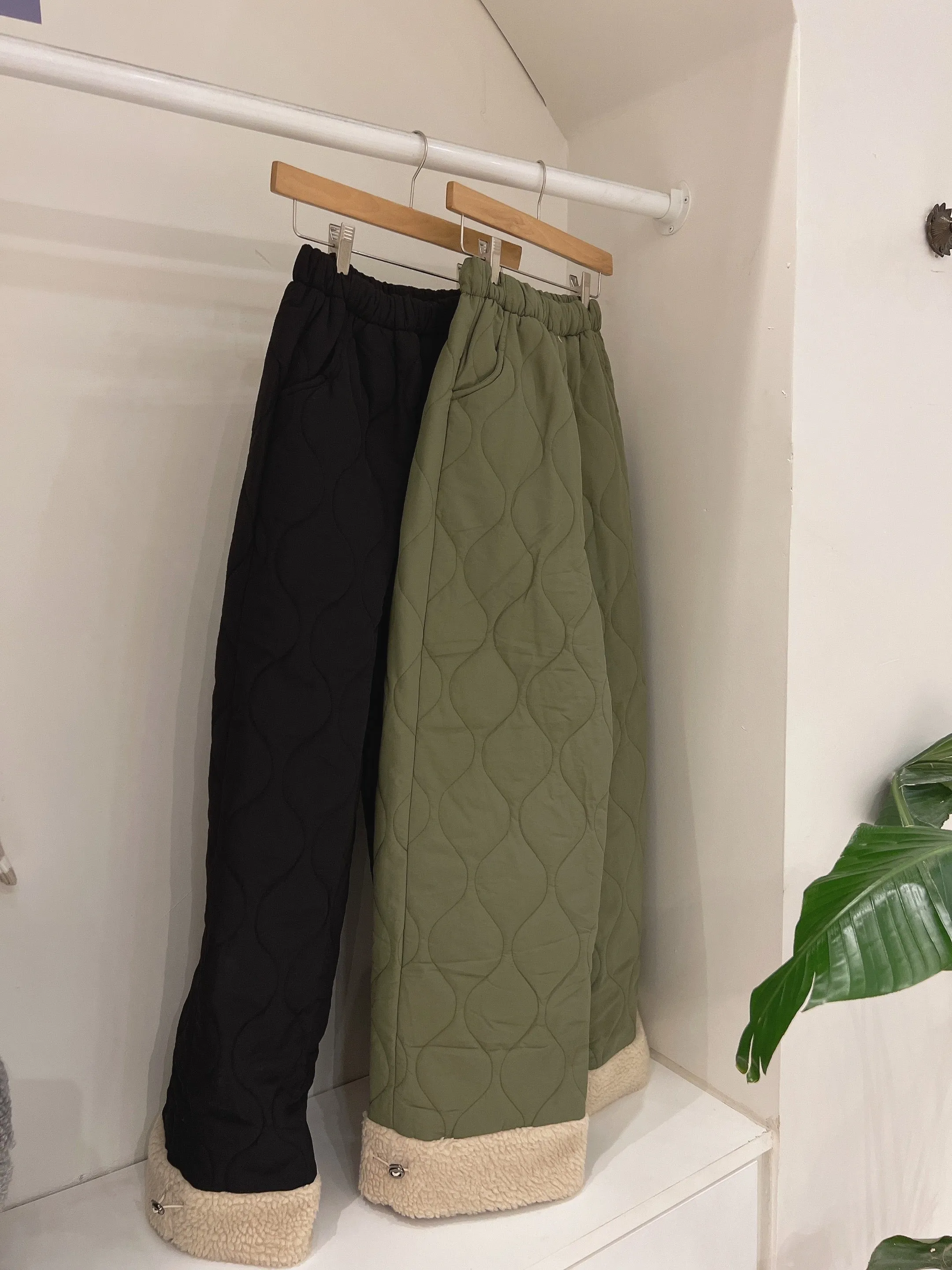 SORA Quilted pants